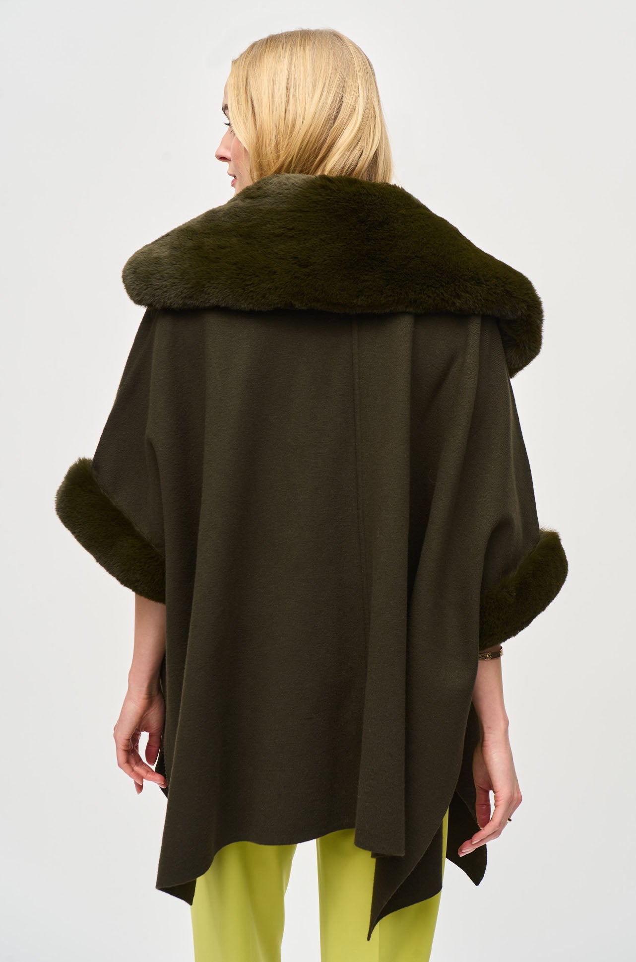 Joseph Ribkoff - Brushed Jacquard and Faux Fur Cape