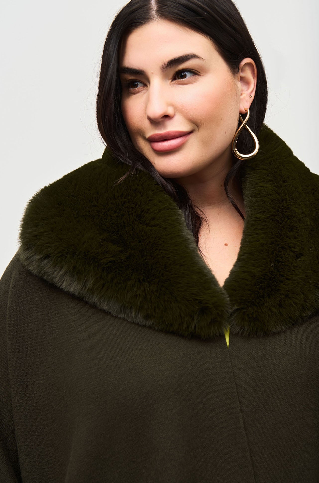 Joseph Ribkoff - Brushed Jacquard and Faux Fur Cape