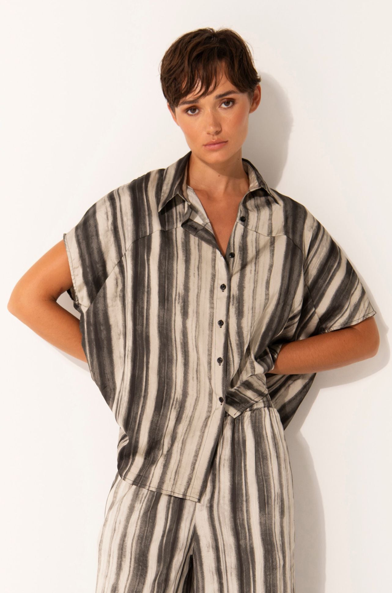 Lounge The Label - Pyrgi Shirt