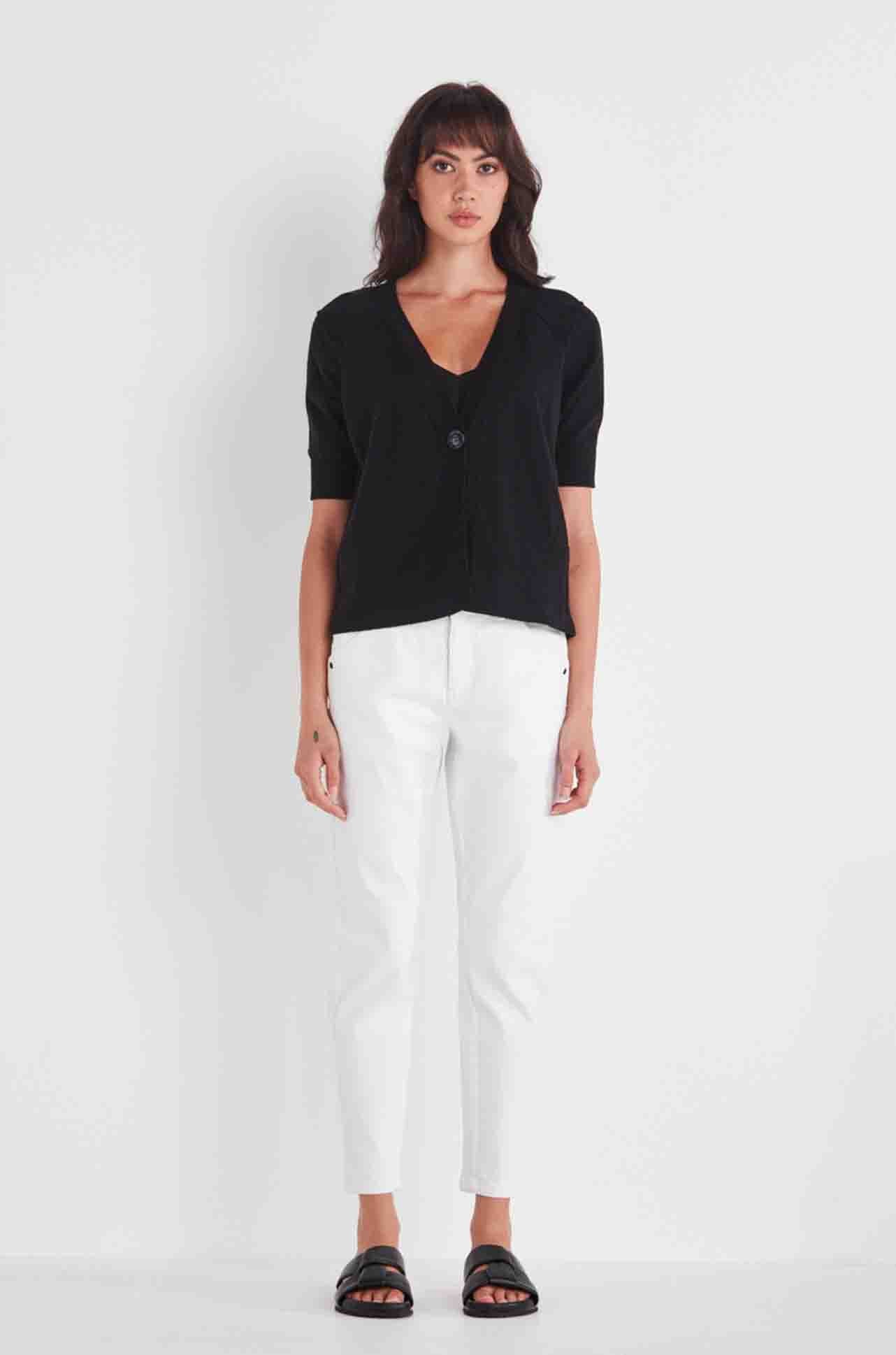 Verge - Amelia Cardi in Black