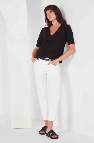 Verge - Amelia Cardi in Black