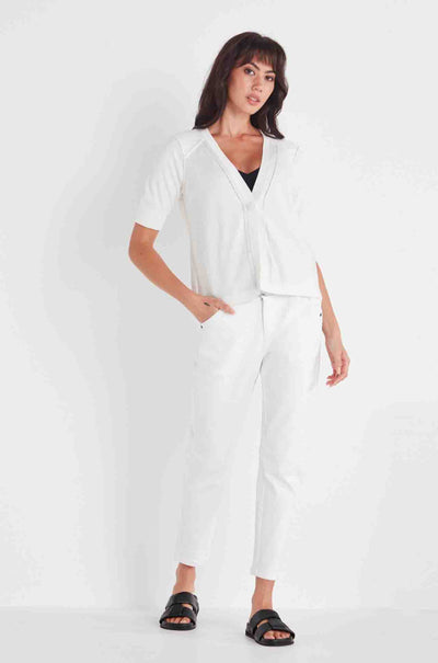 Verge - Amelia Cardi in White