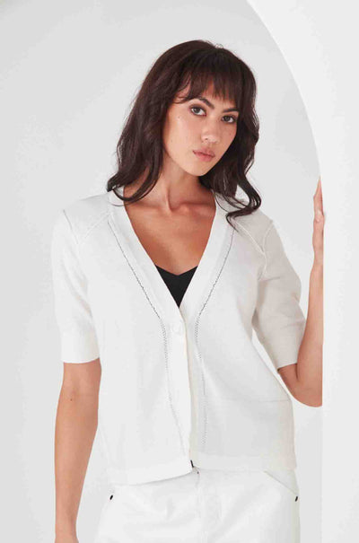 Verge - Amelia Cardi in White