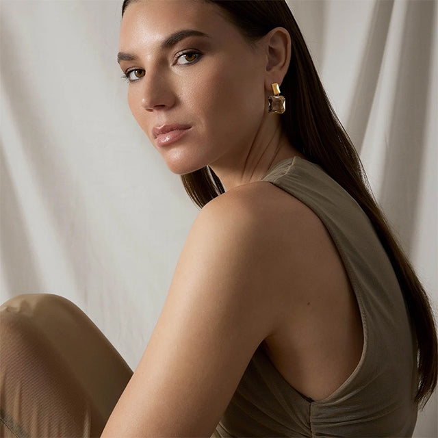 Zahar - Arianna Earrings in Clear Glass Stone