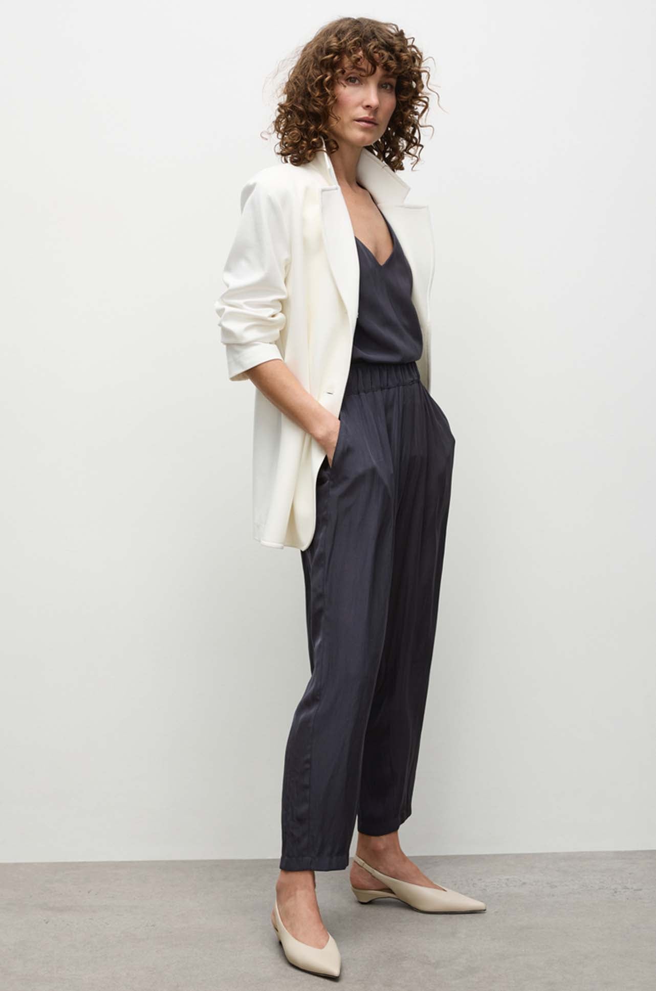 Mela Purdie - Soft Capri in Mache in Carbon