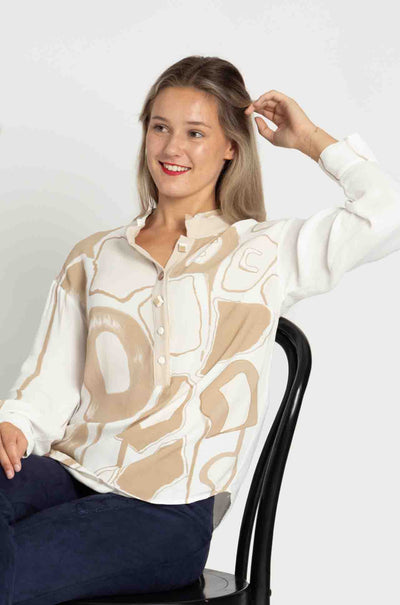 Elisa Cavaletti - Blouse w/ Beige Giraffe Print