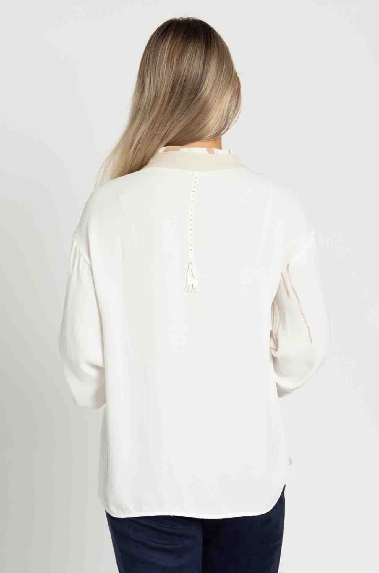 Elisa Cavaletti - Blouse w/ Beige Giraffe Print