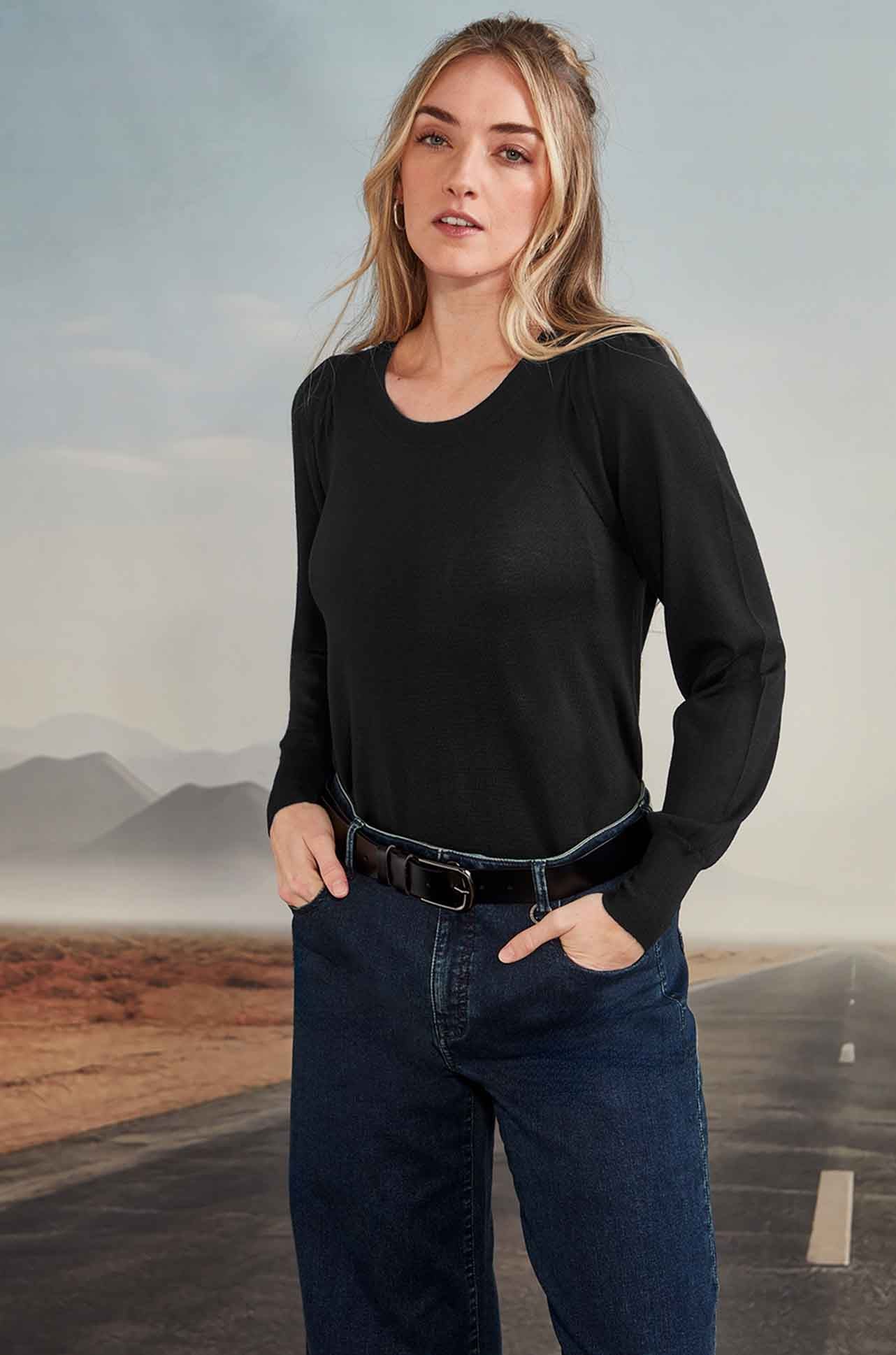 Verge - Bronte Sweater in Black