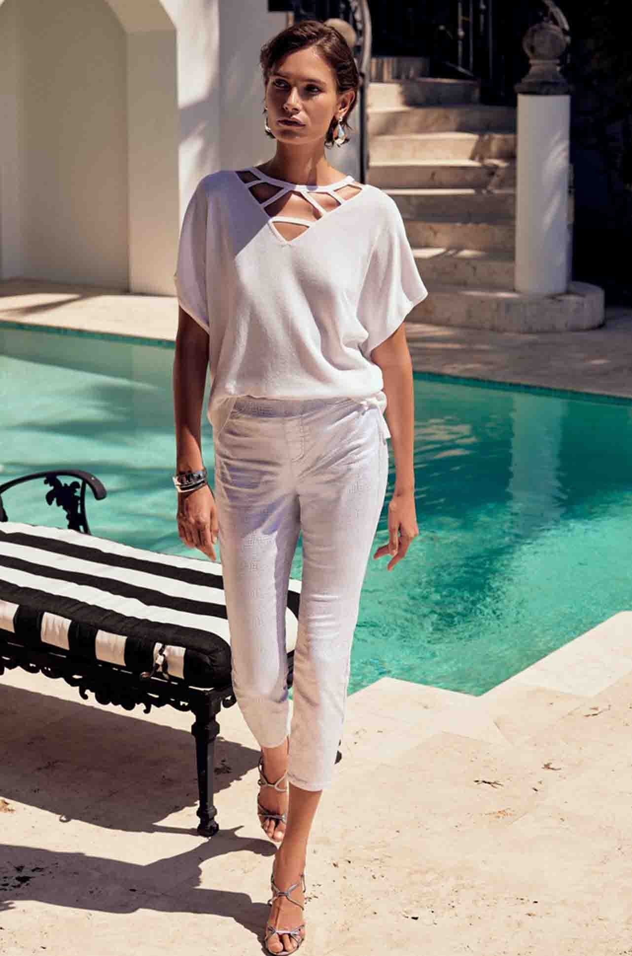 Joseph Ribkoff - Dry Yarn Sweater w/ Cut Out Neckline