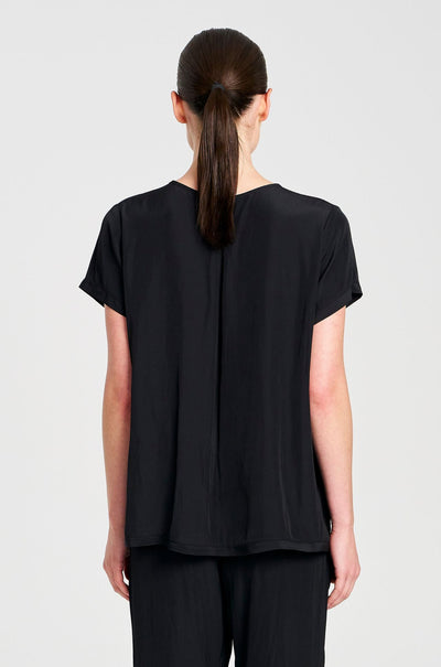 Mela Purdie - Travel T