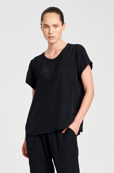 Mela Purdie - Travel T