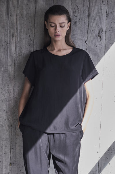 Mela Purdie - Travel T
