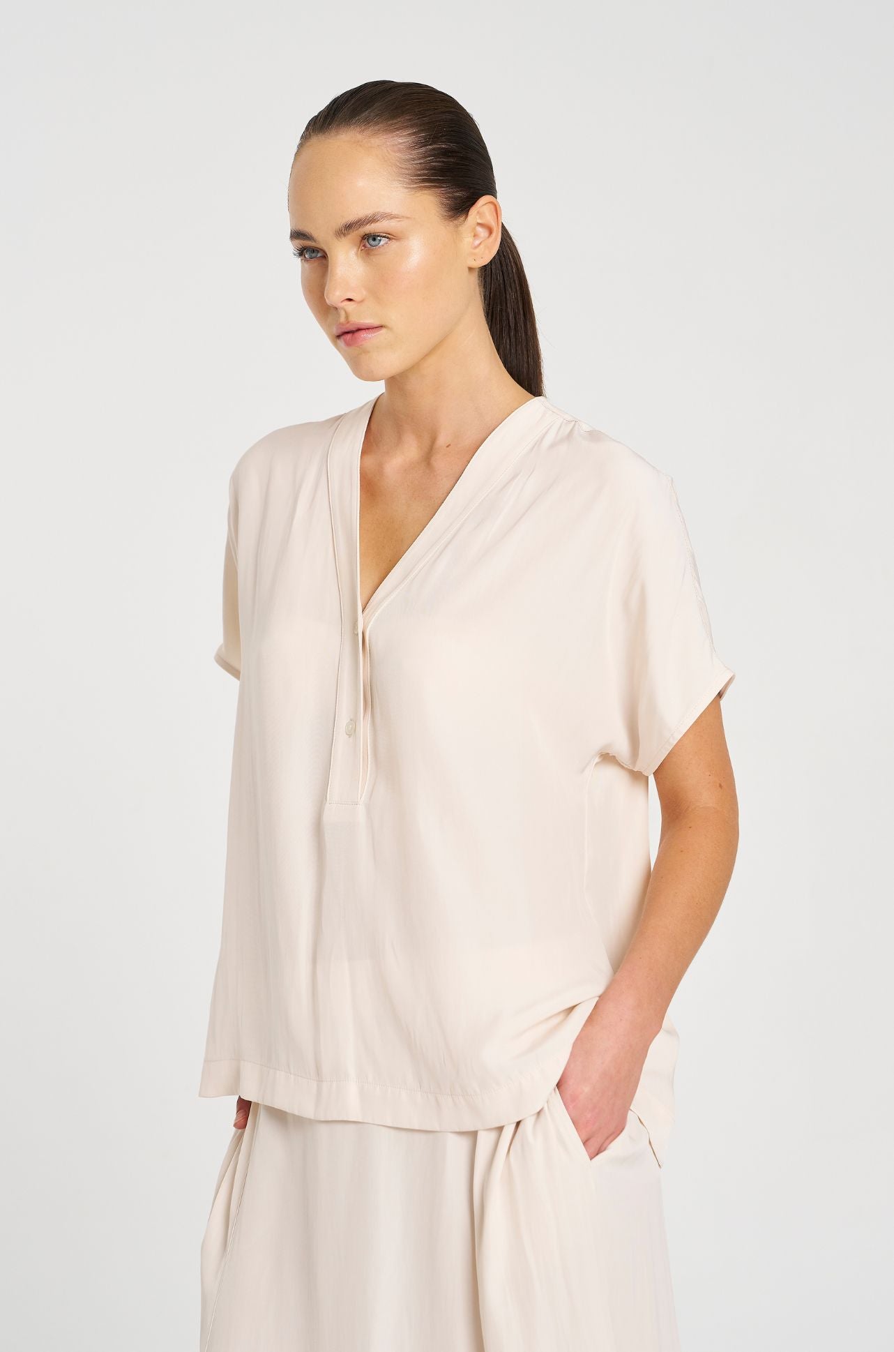 Mela Purdie - Wedge Tab Shell