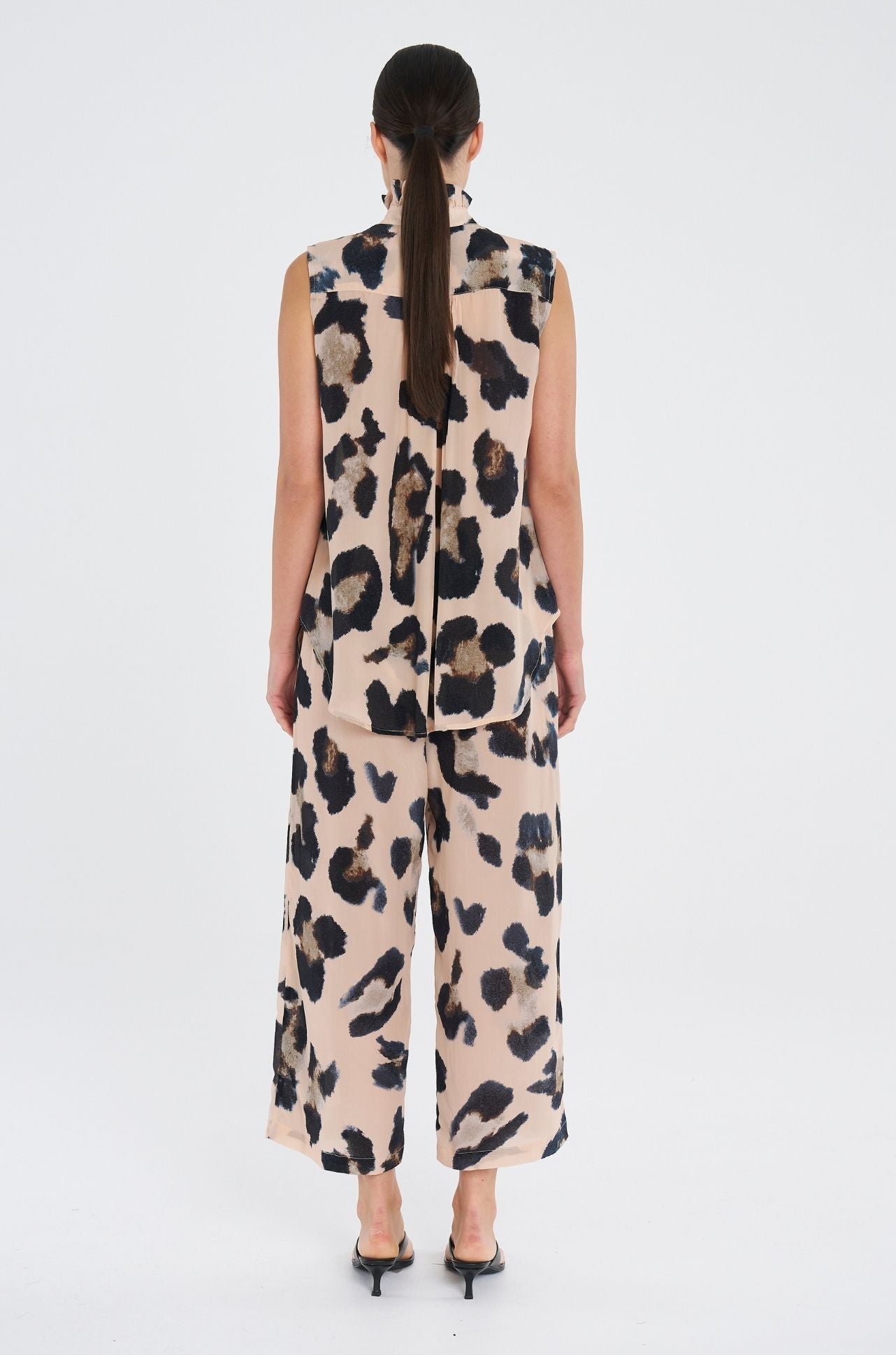 Mela Purdie - Frill Neck Tank in Blurr Print Silk