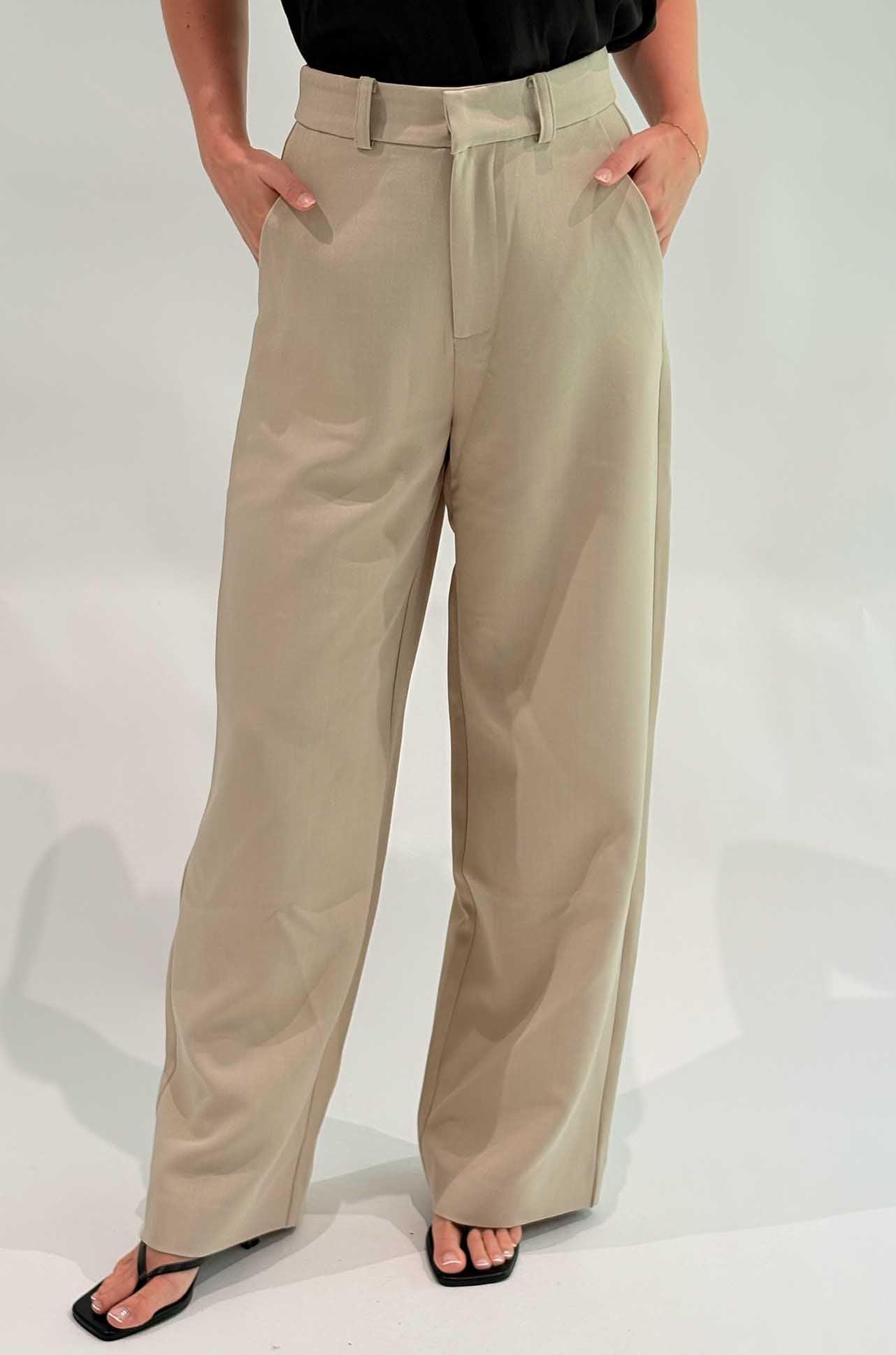 Zoe Kratzmann - fresco pant in hazelnut