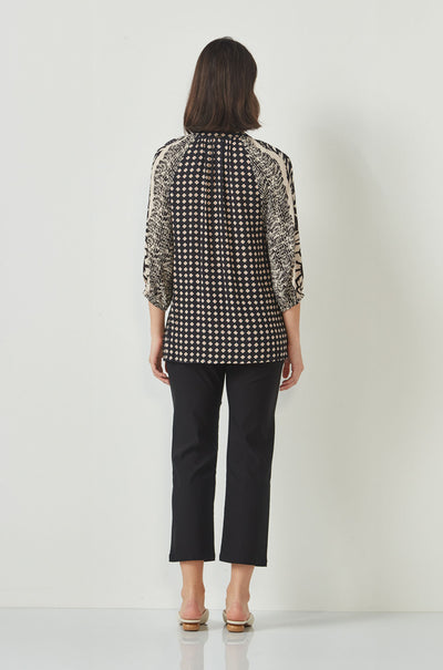 Verge - Inspire Blouse in Black Print
