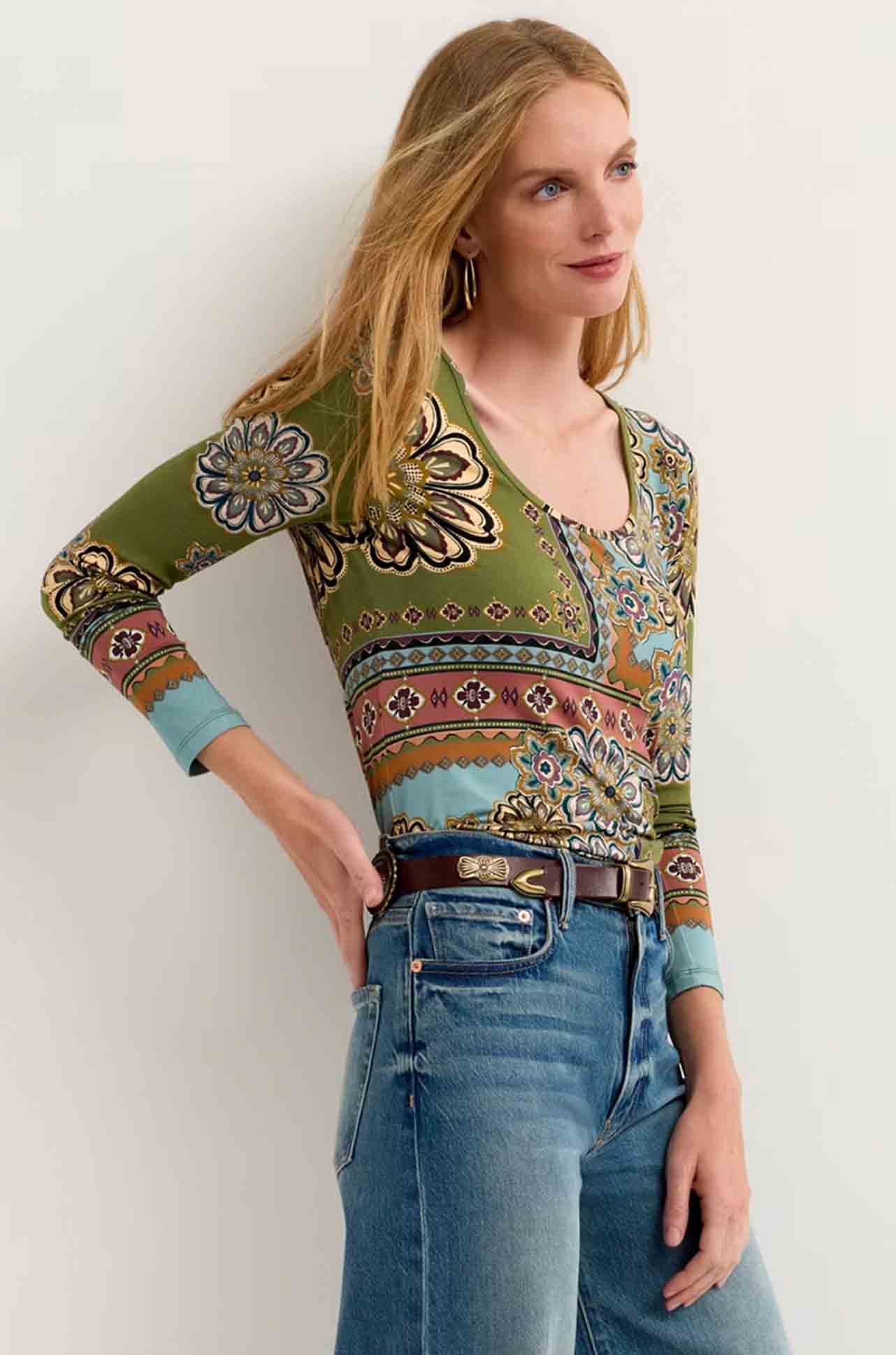 Johnny Was - The Janie Favorite LS Scoop Neck Fittted Tee in Kesia