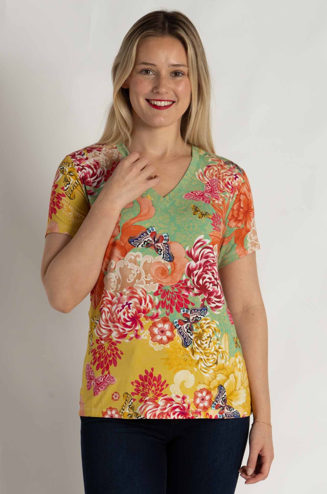 Johnny Was - The Janie Favorite Short Sleeve V Neck Tee in Charlie