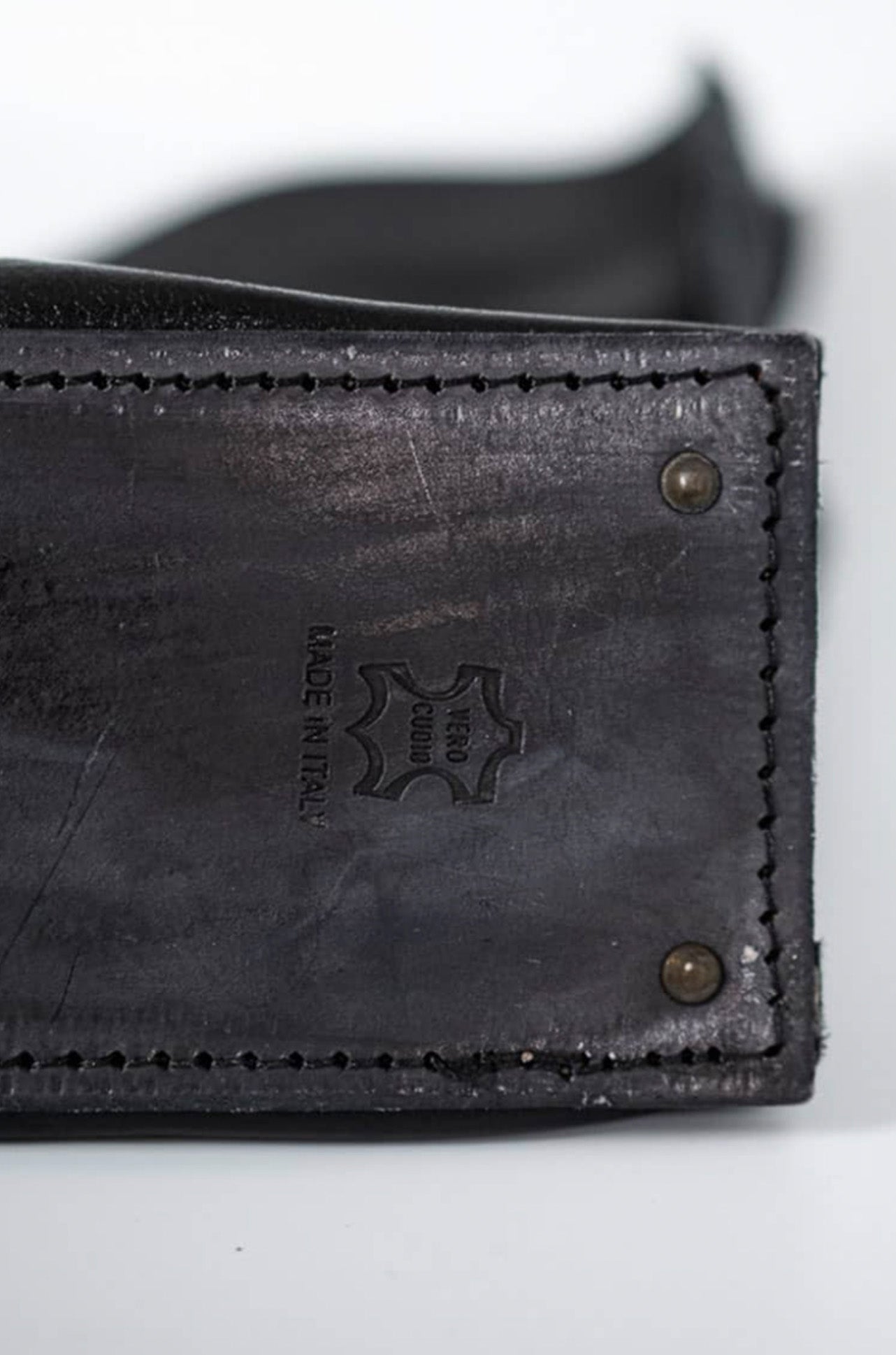Inkolives - Isarella Bag in Black