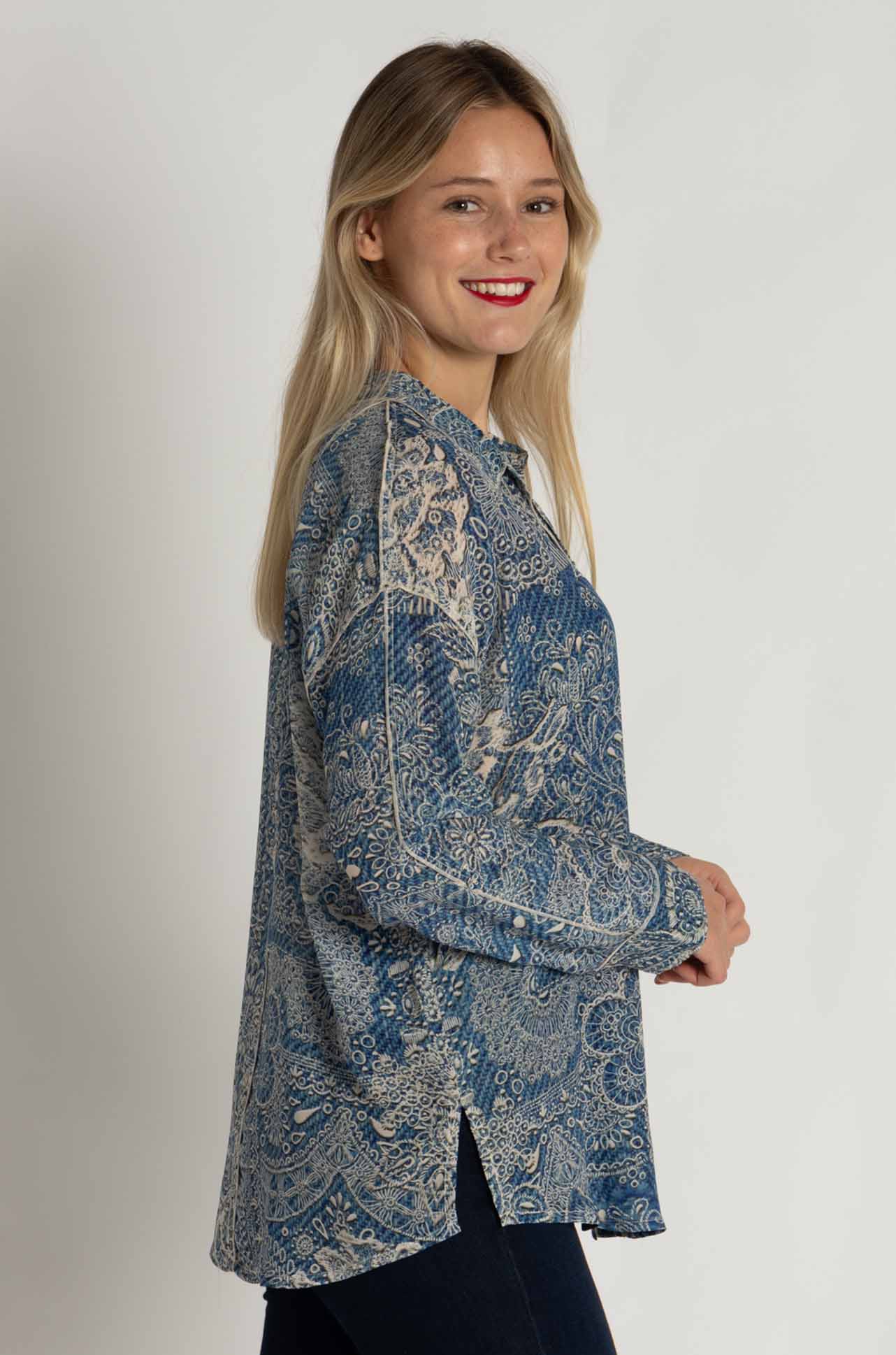 Johnny Was - Martijn Shirt in Denim Embroidery