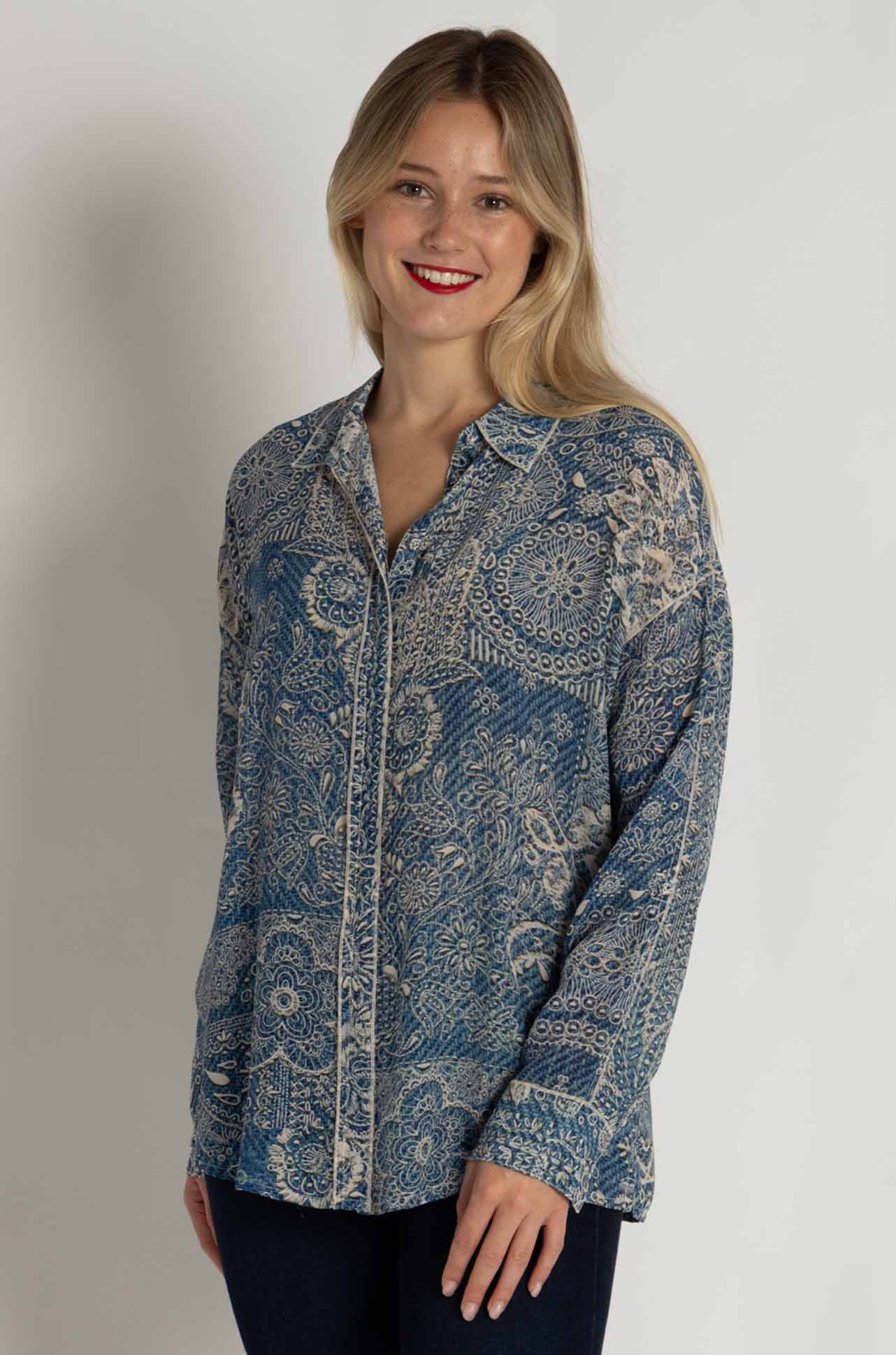 Johnny Was - Martijn Shirt in Denim Embroidery