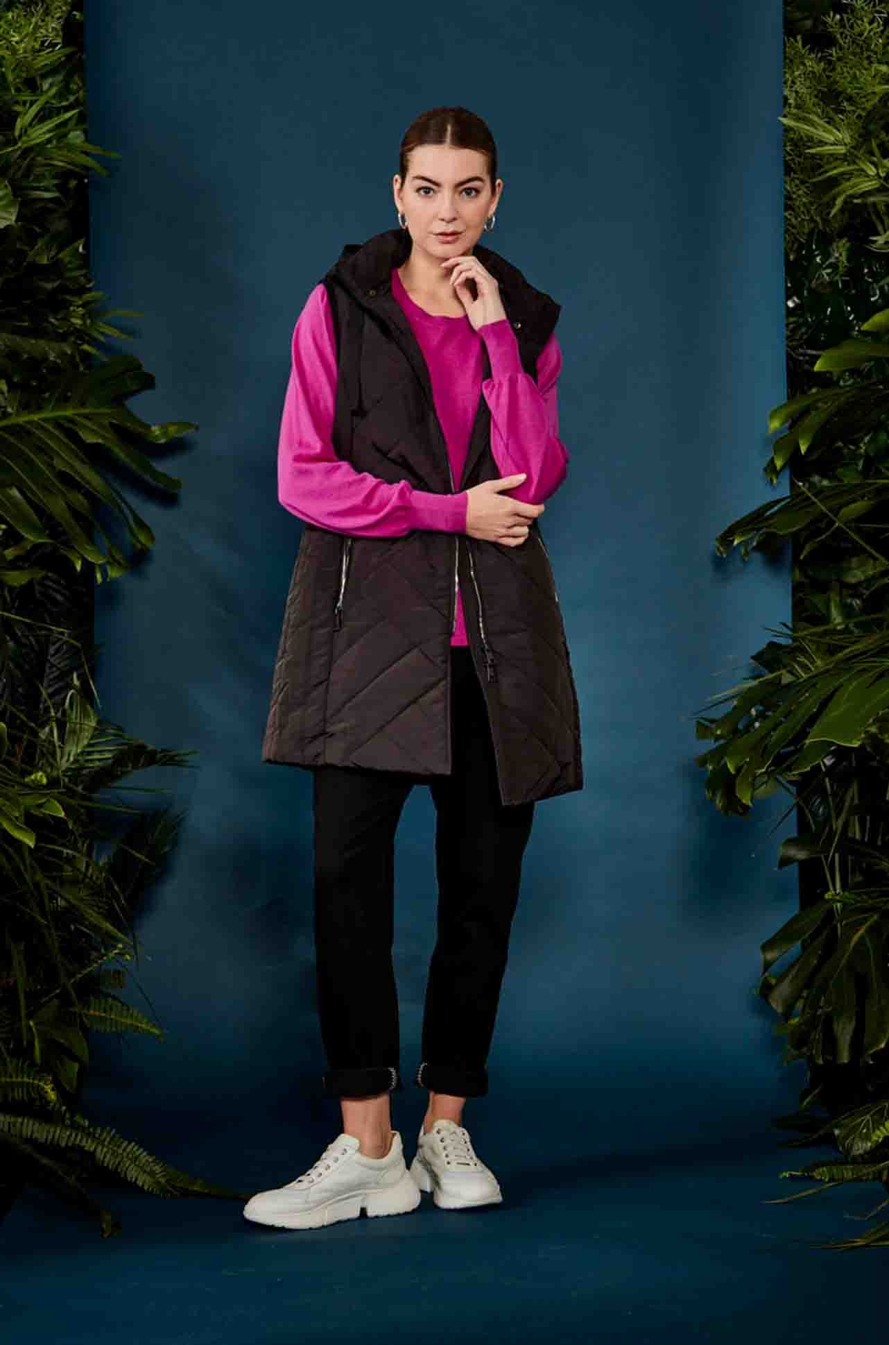 Verge - Palma Vest in Black