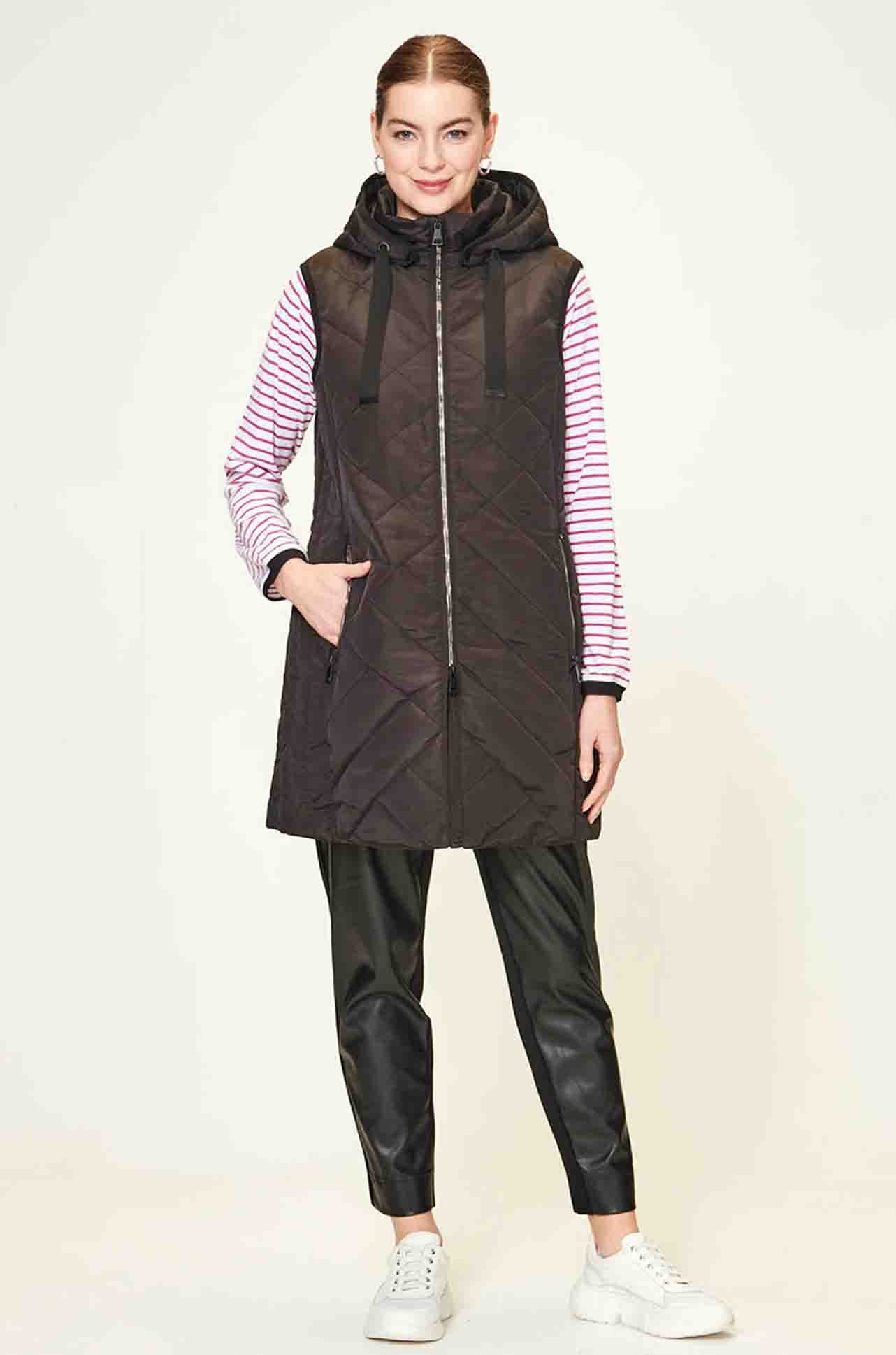 Verge - Palma Vest in Black