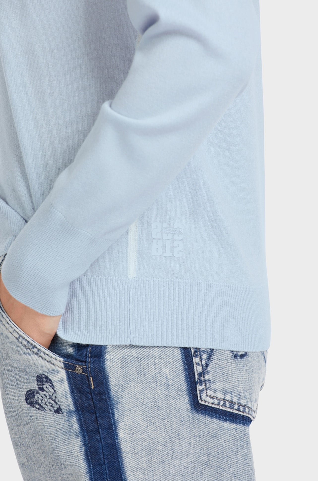 Marc Cain - V-Neck Sweater