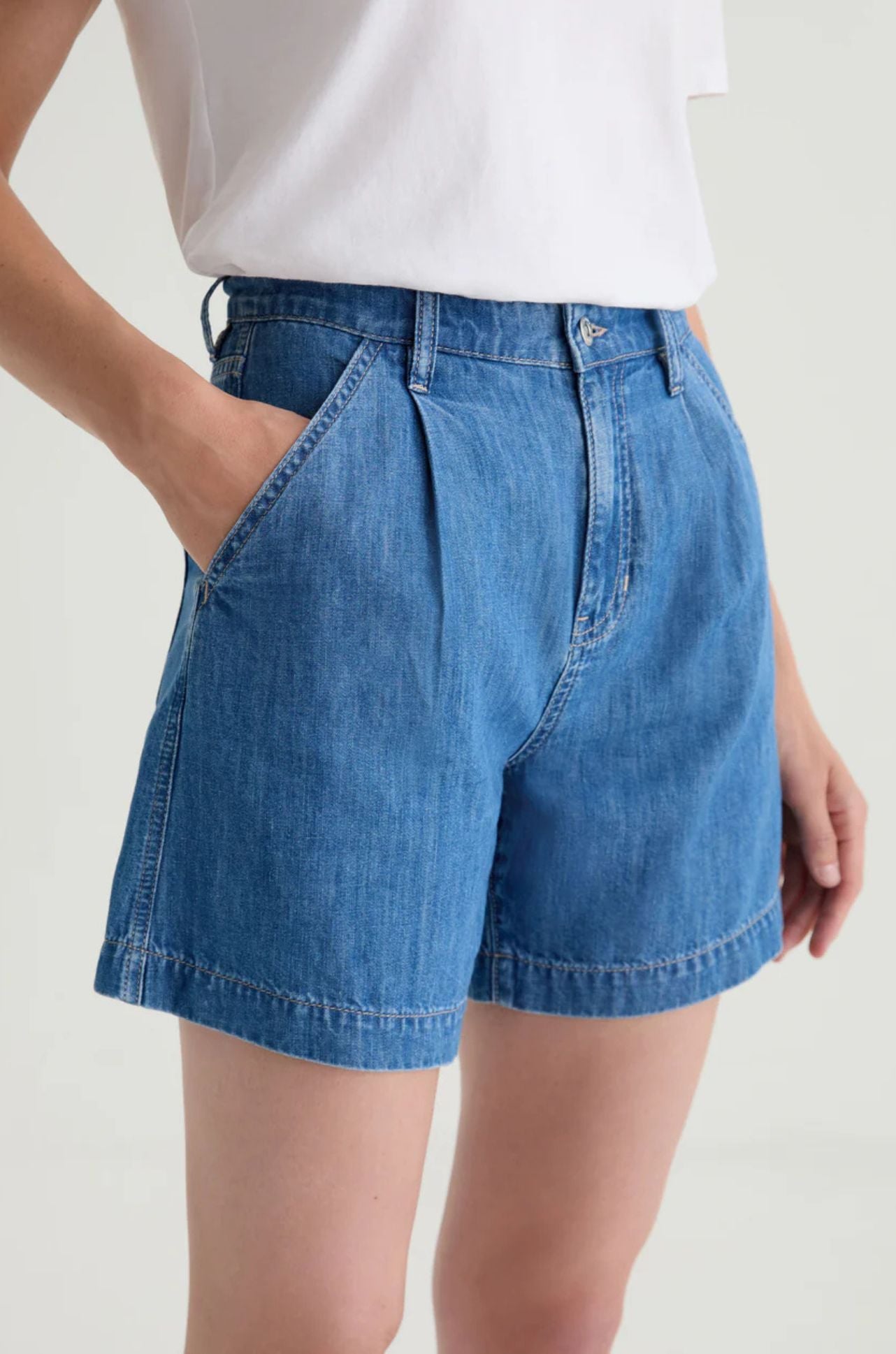 AG Jeans - Mandy Shorts in Catalina