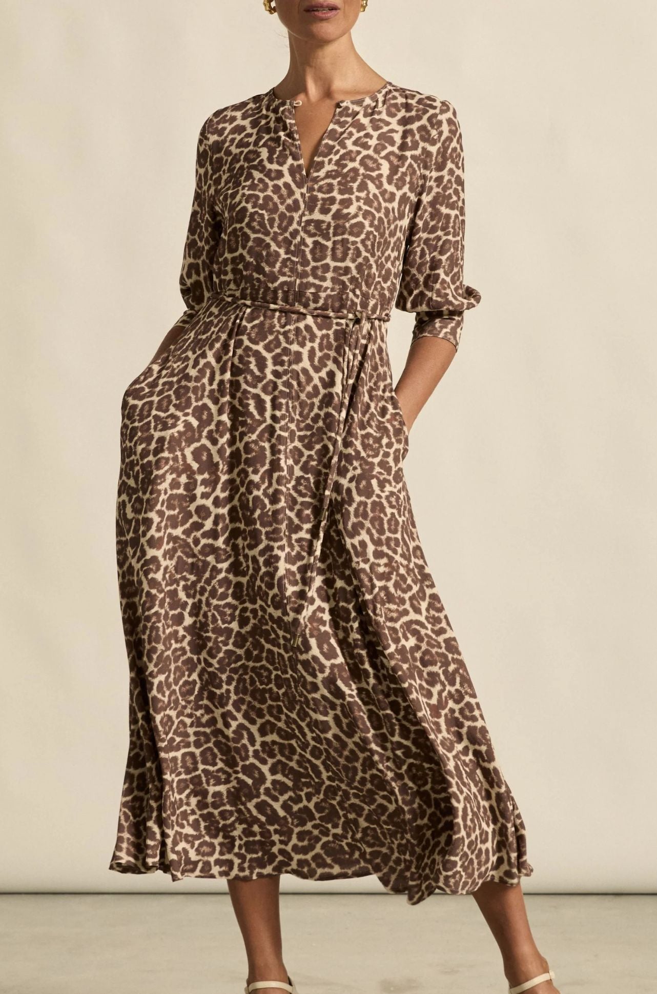 zoe kratzmann - scene dress