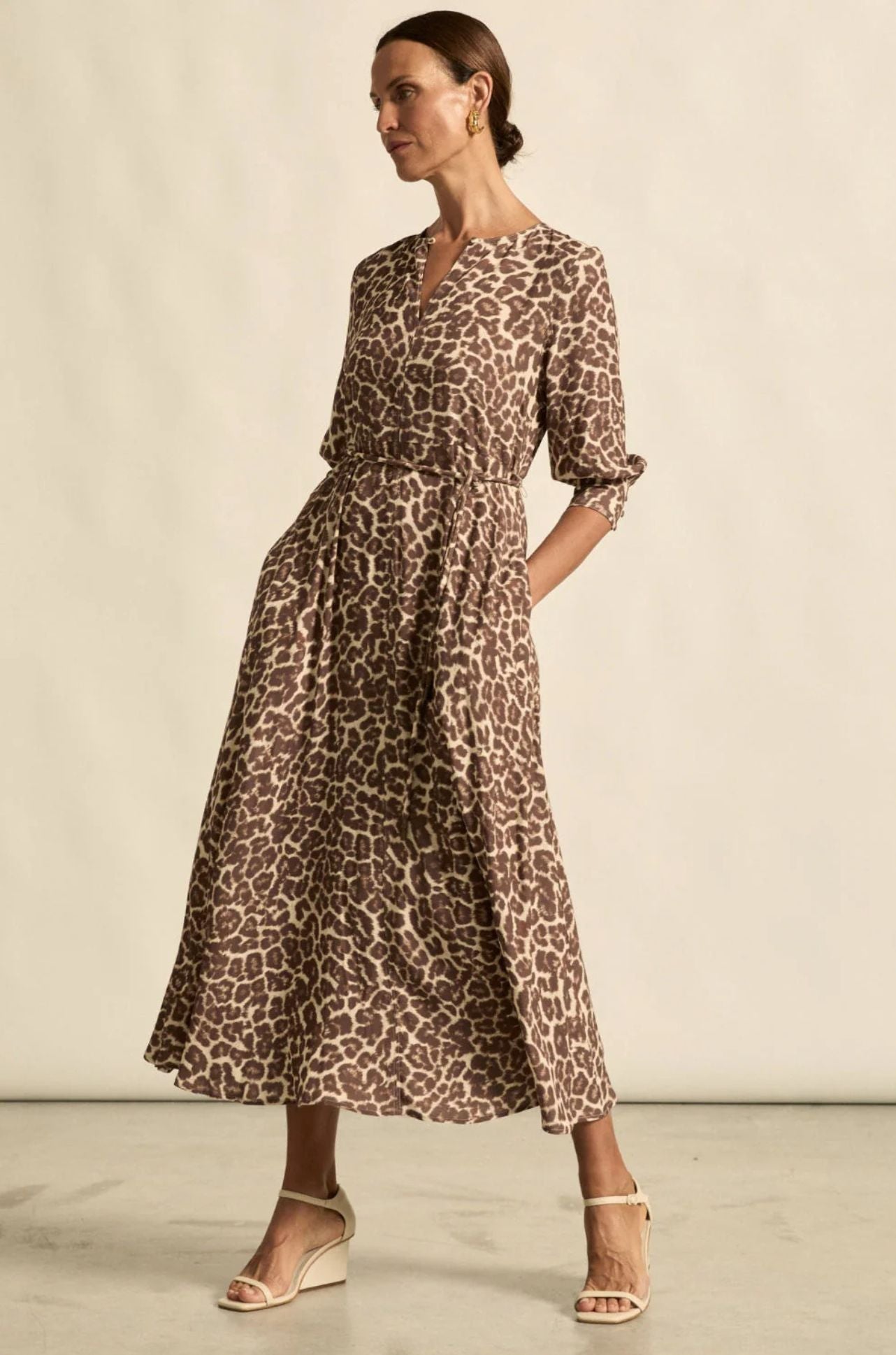 zoe kratzmann - scene dress