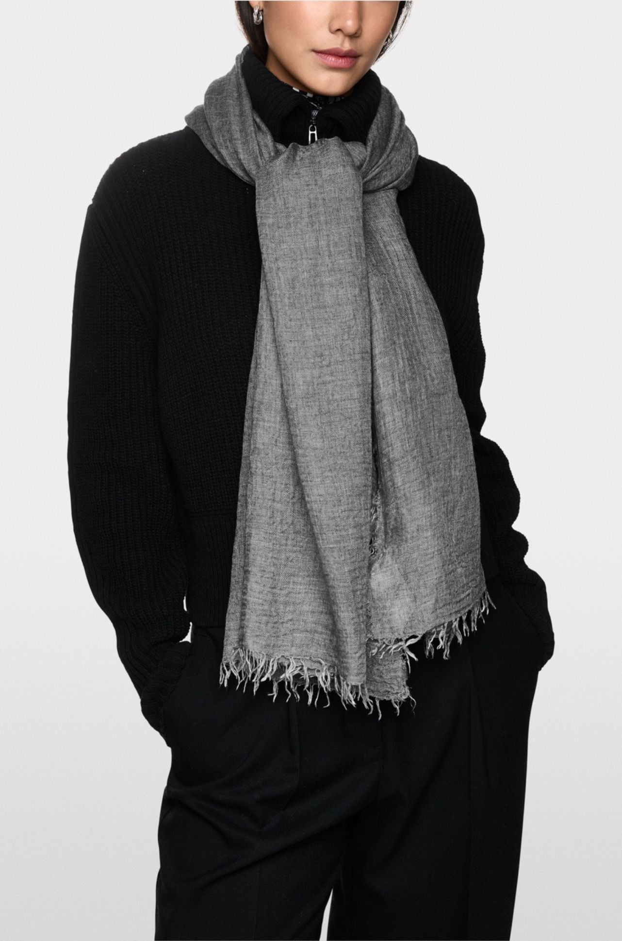 Marc Cain - Scarf in Crinkle Look