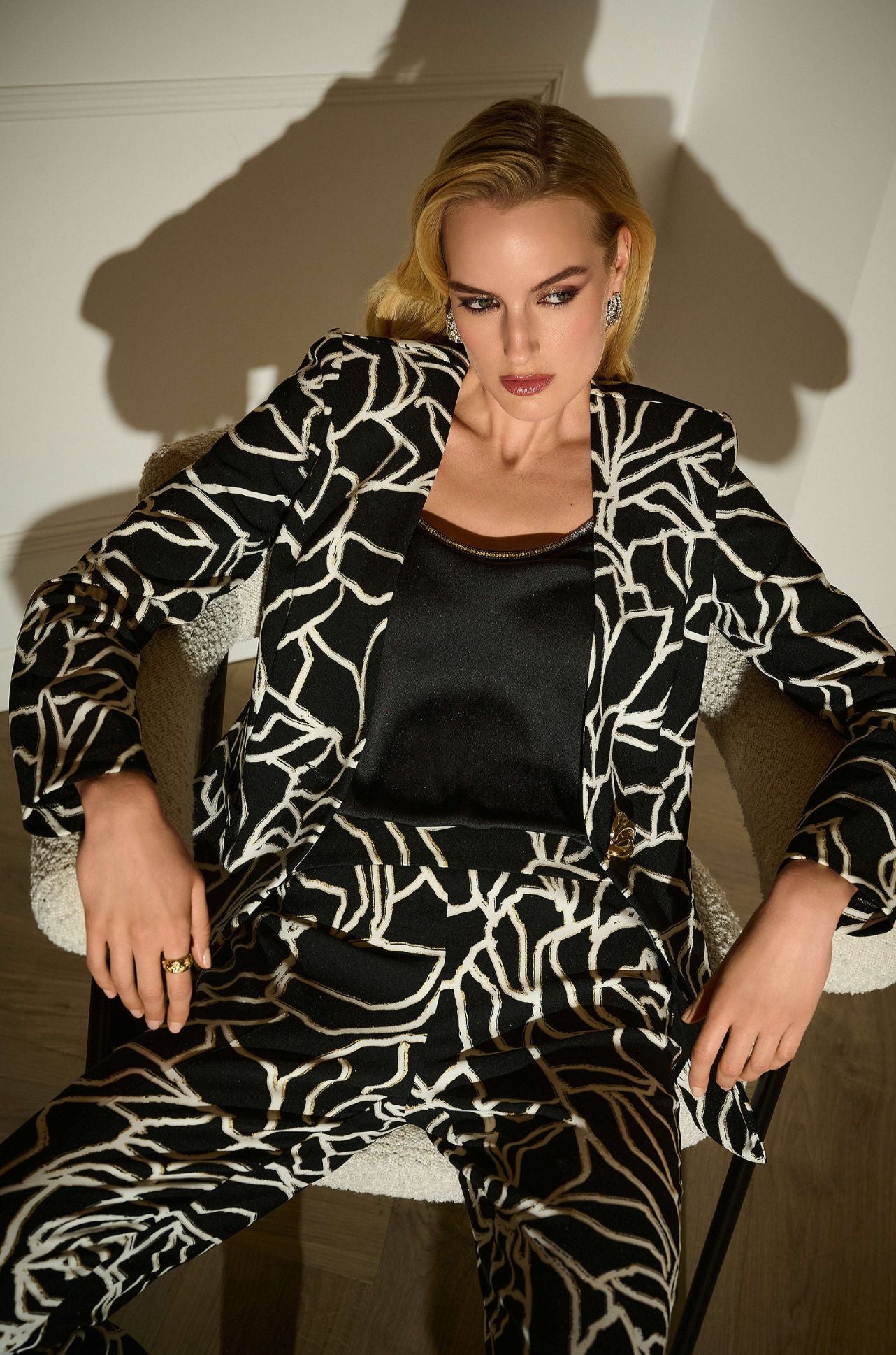 Joseph Ribkoff - Signature Lux Twill Foiled Floral Blazer