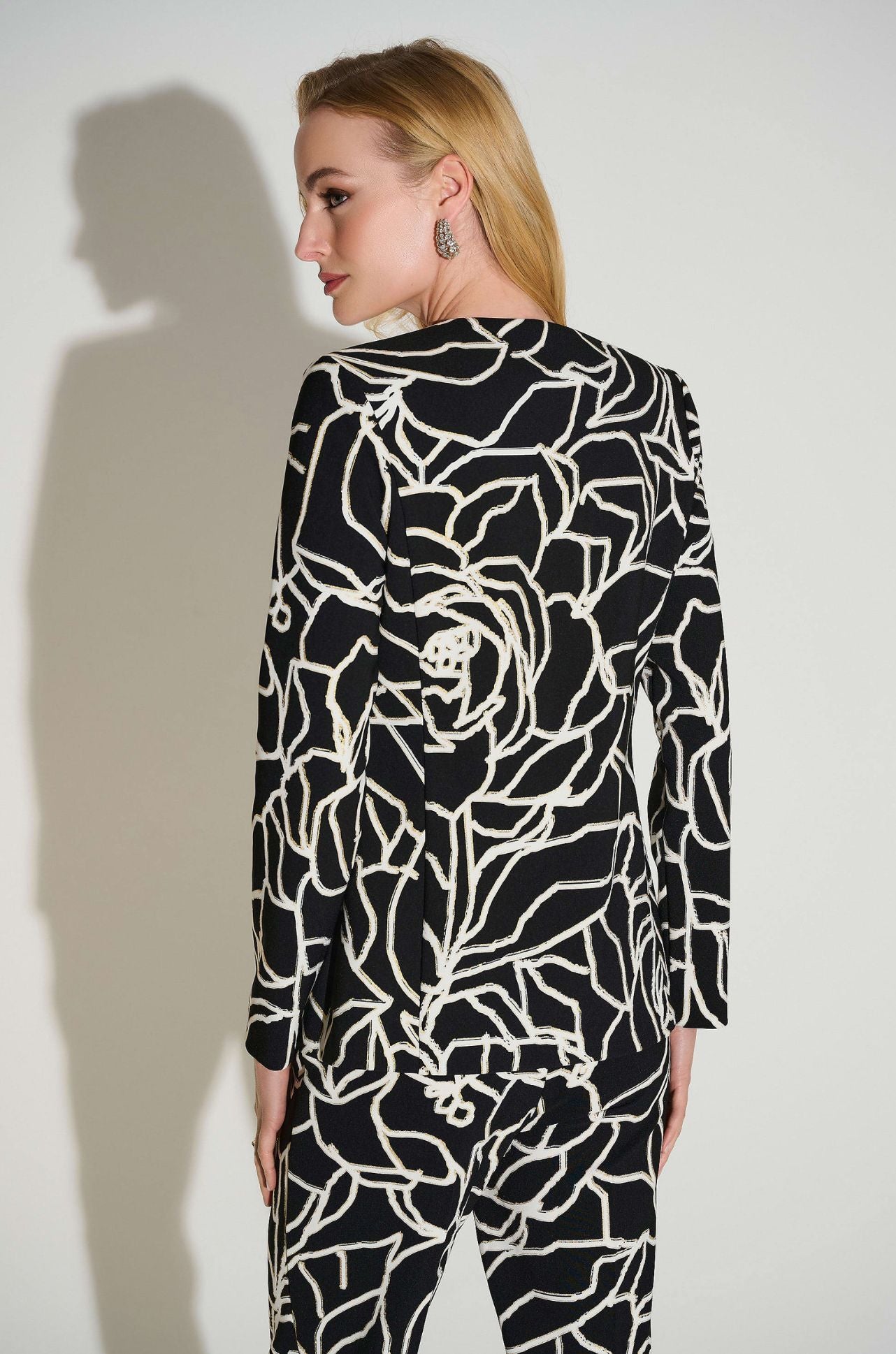 Joseph Ribkoff - Signature Lux Twill Foiled Floral Blazer