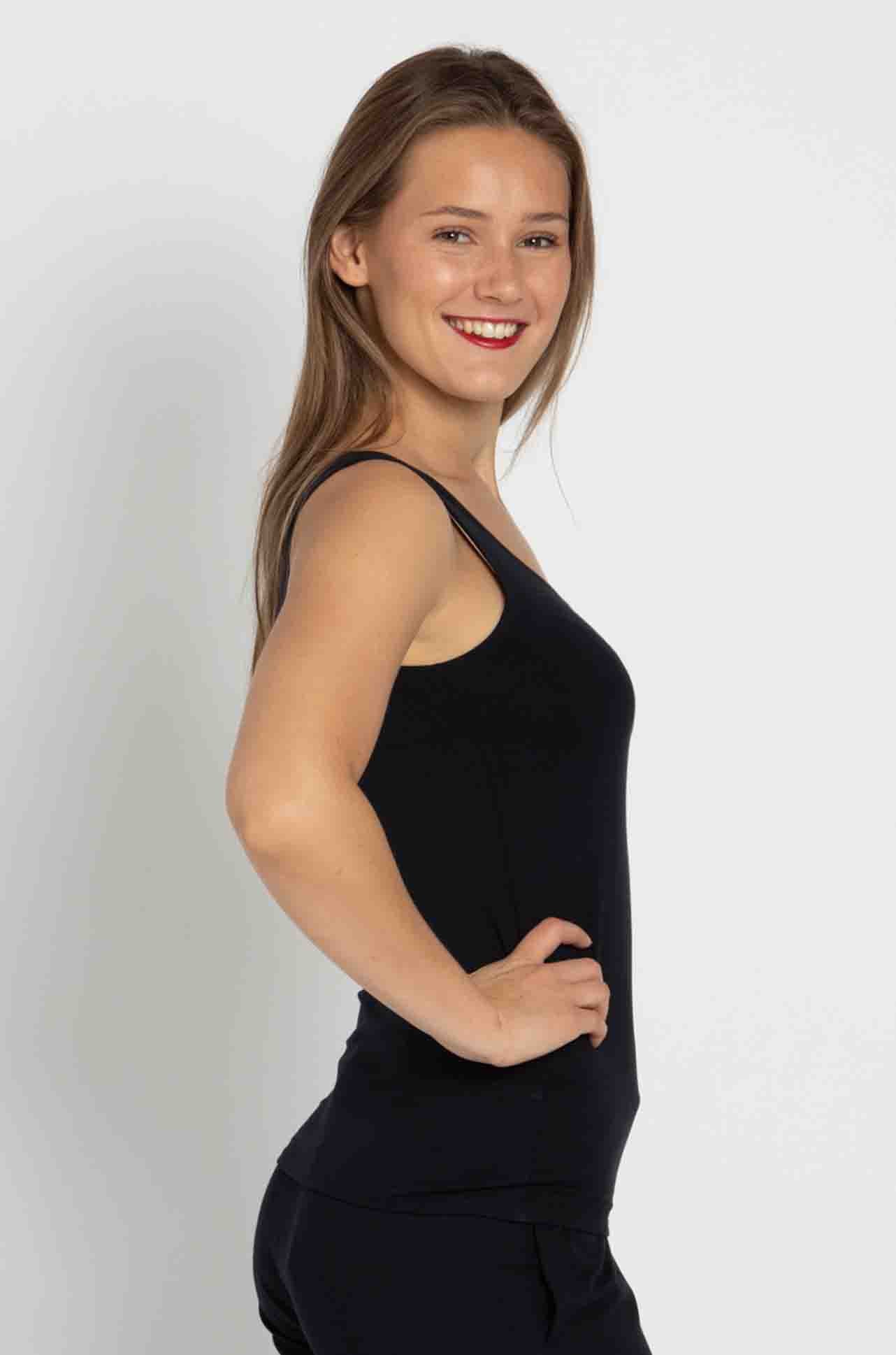 Mela Purdie - Singlet