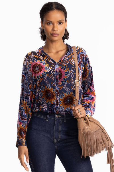 Johnny Was - The Oversized Audrey Shirt in Sisi Burnout
