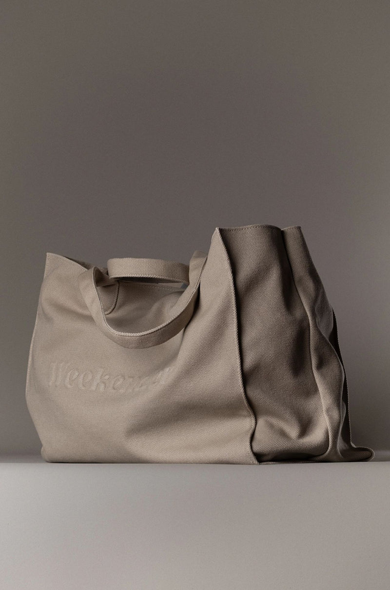 The Cool Hunter Market Bags - The Weekender Bag in Stone