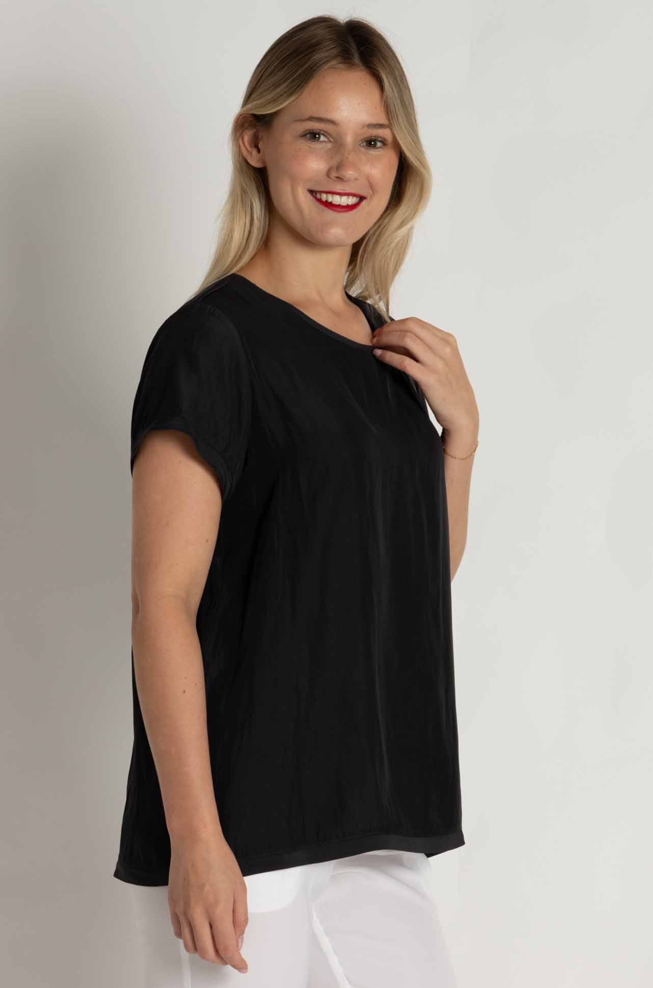 Mela Purdie - Transit T in Carbon