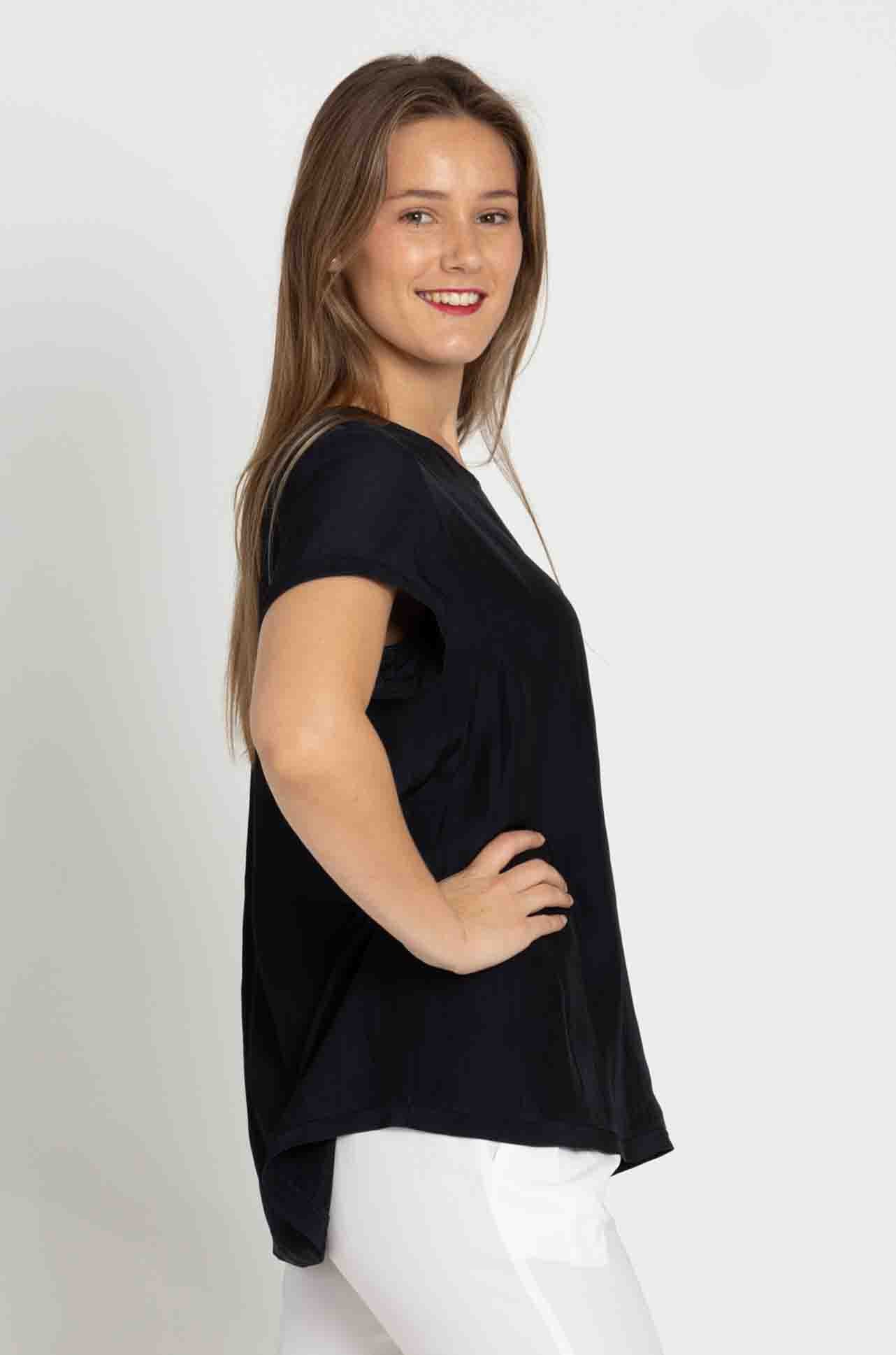 Mela Purdie - Travel T