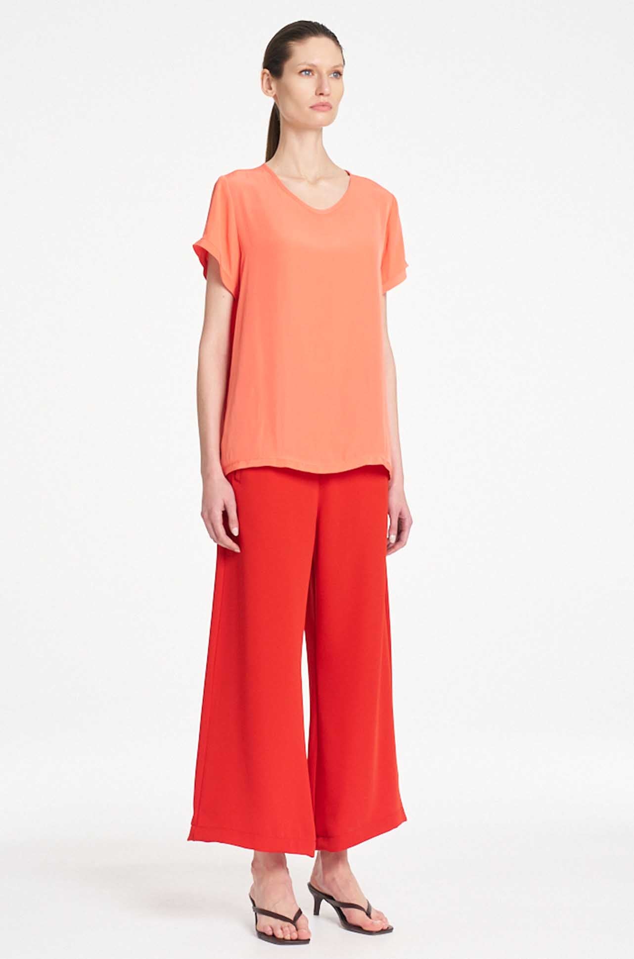 Mela Purdie - Travel T