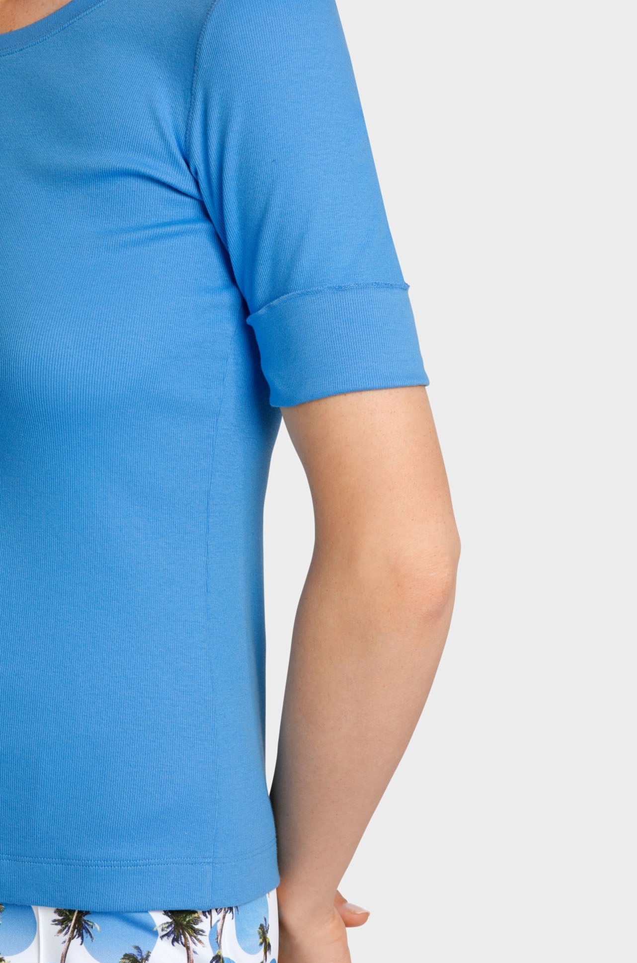 Marc Cain - Body Hugging T-shirt with 3/4 Sleeves