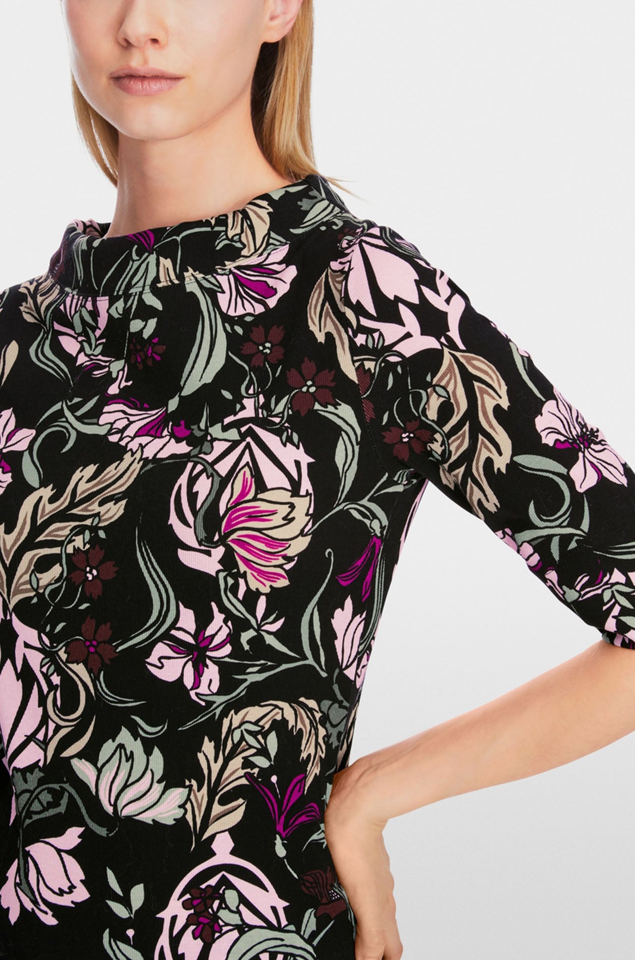 Marc Cain - T-shirt in Floral Design