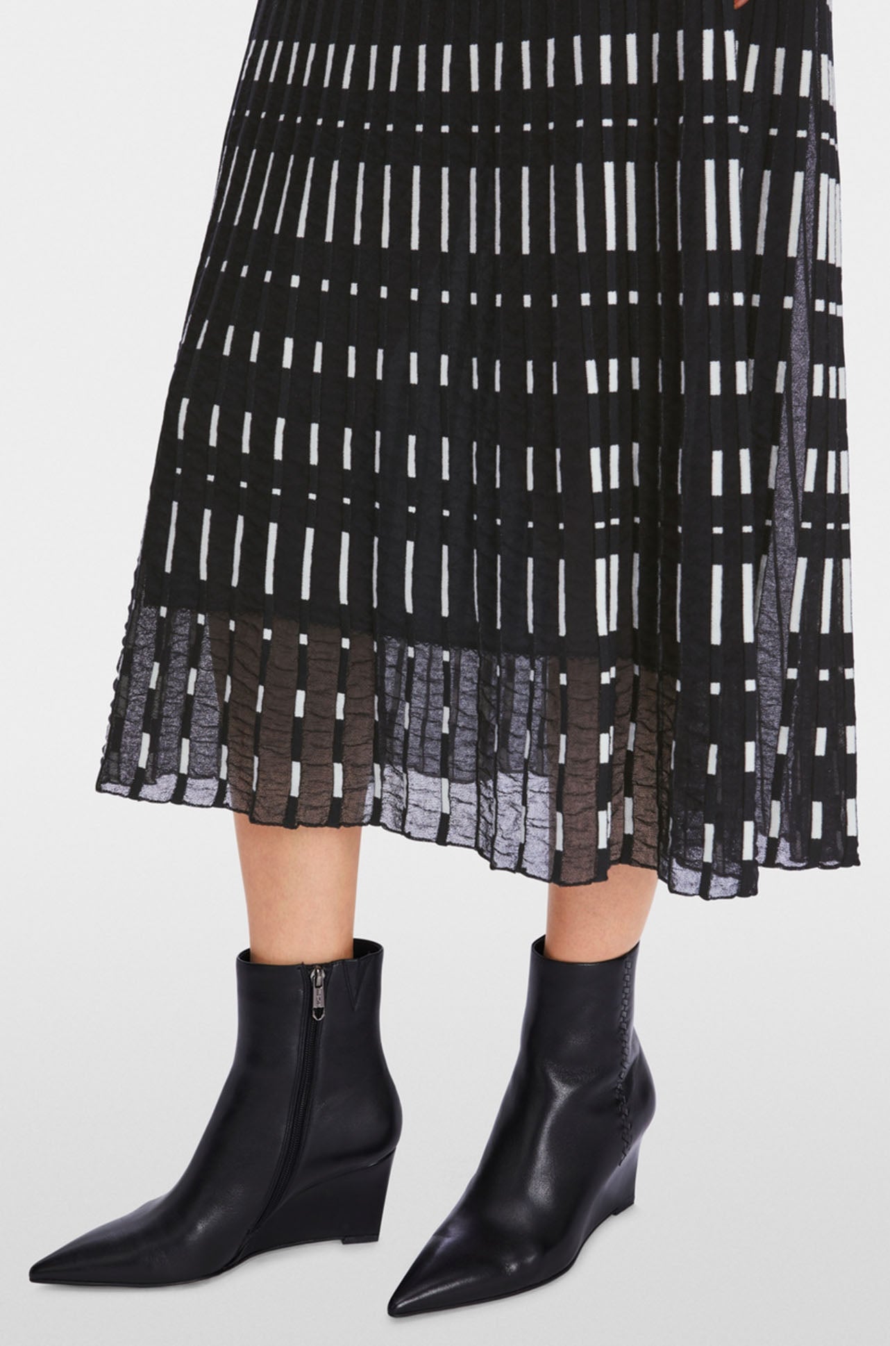 Marc Cain - Knitted Skirt - Knitted in Germany