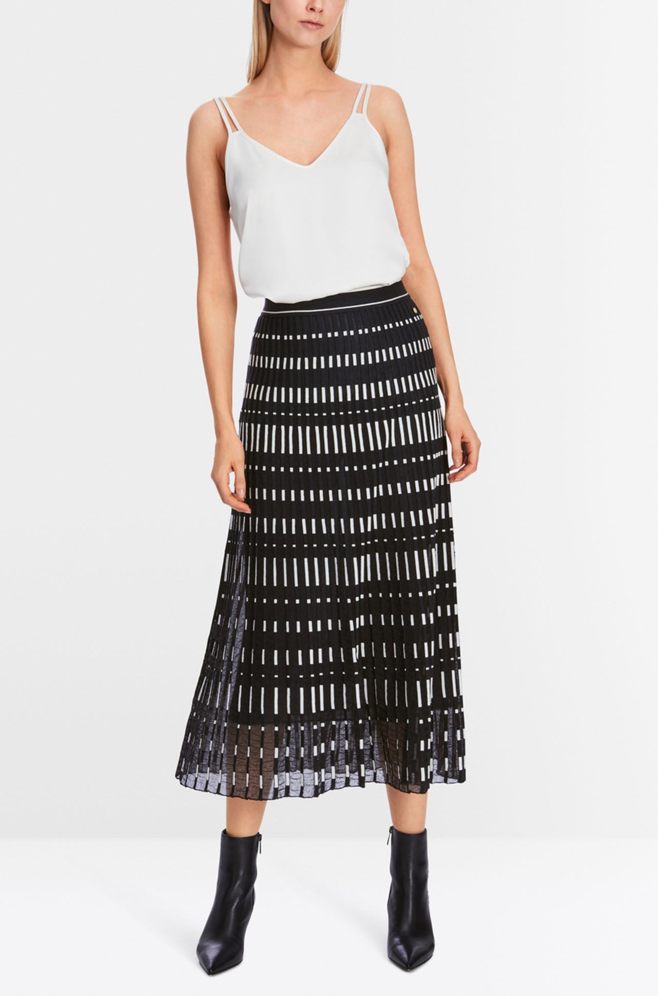 Marc Cain - Knitted Skirt - Knitted in Germany