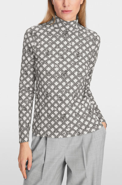 Marc Cain - T-shirt with Marc Cain Logo Chain Print