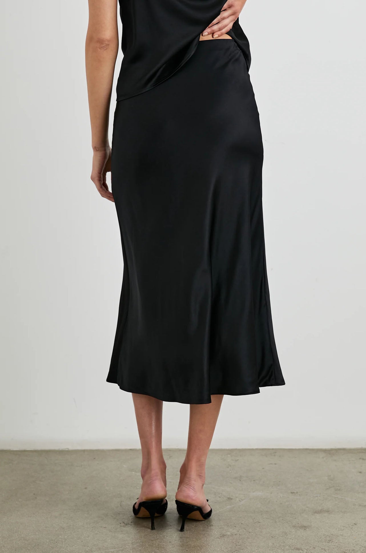 Rails - Anya Midi Skirt in Black
