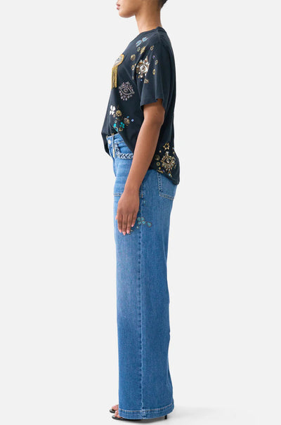 Camilla - Amulets & Alchemy Classic Tee