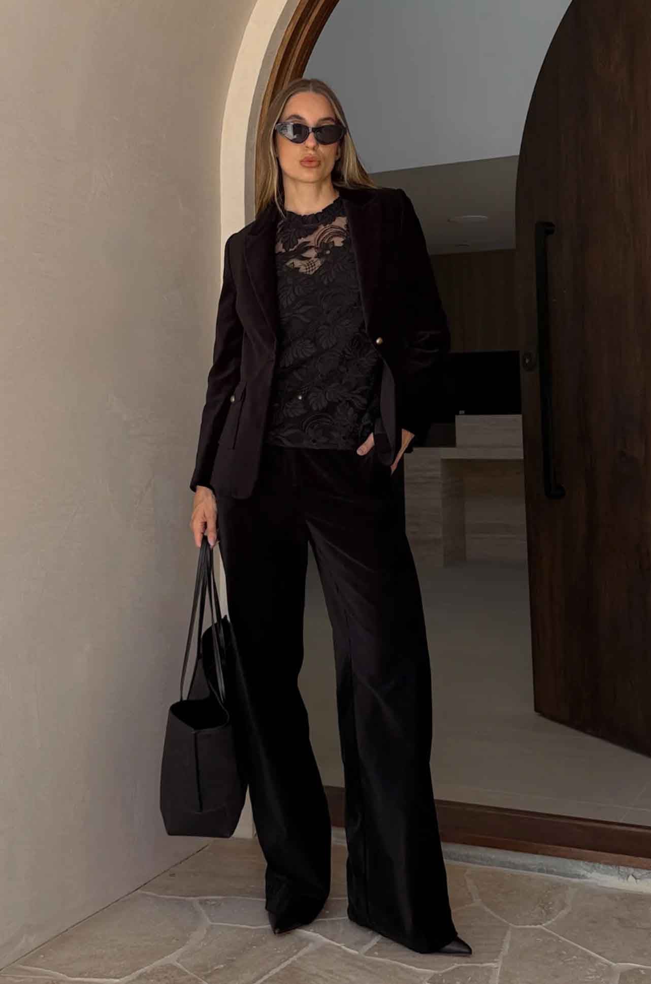 Zoe Kratzmann - glint top in black