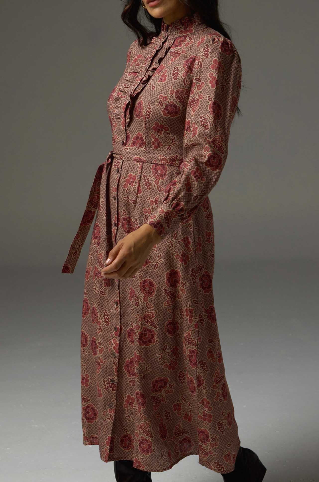 zoe kratzmann - graduate dress in mumbai bloom