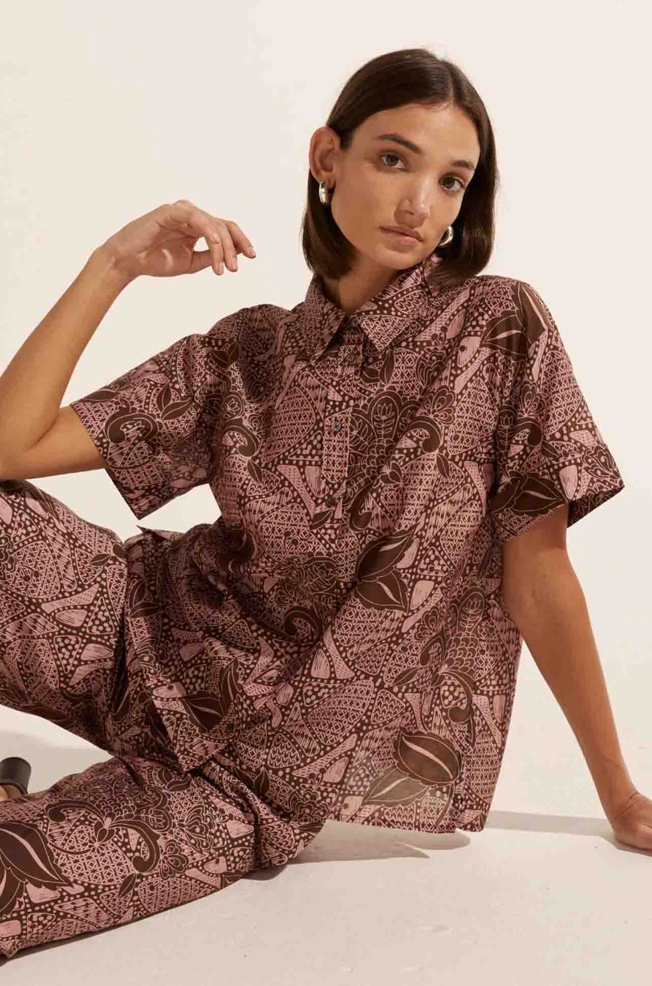 zoe kratzmann - jaunt top in cacao batik